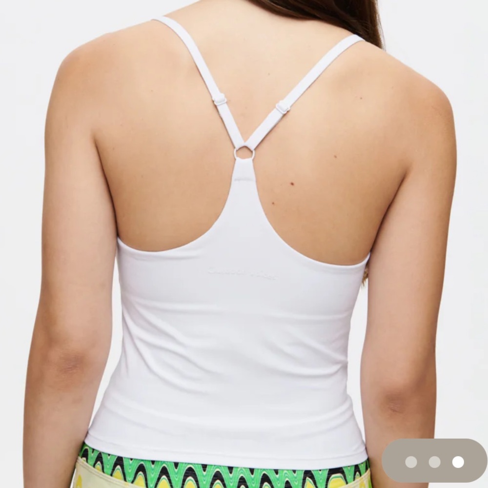 OV TechSweat Move Free Tank - Picture 2 of 4